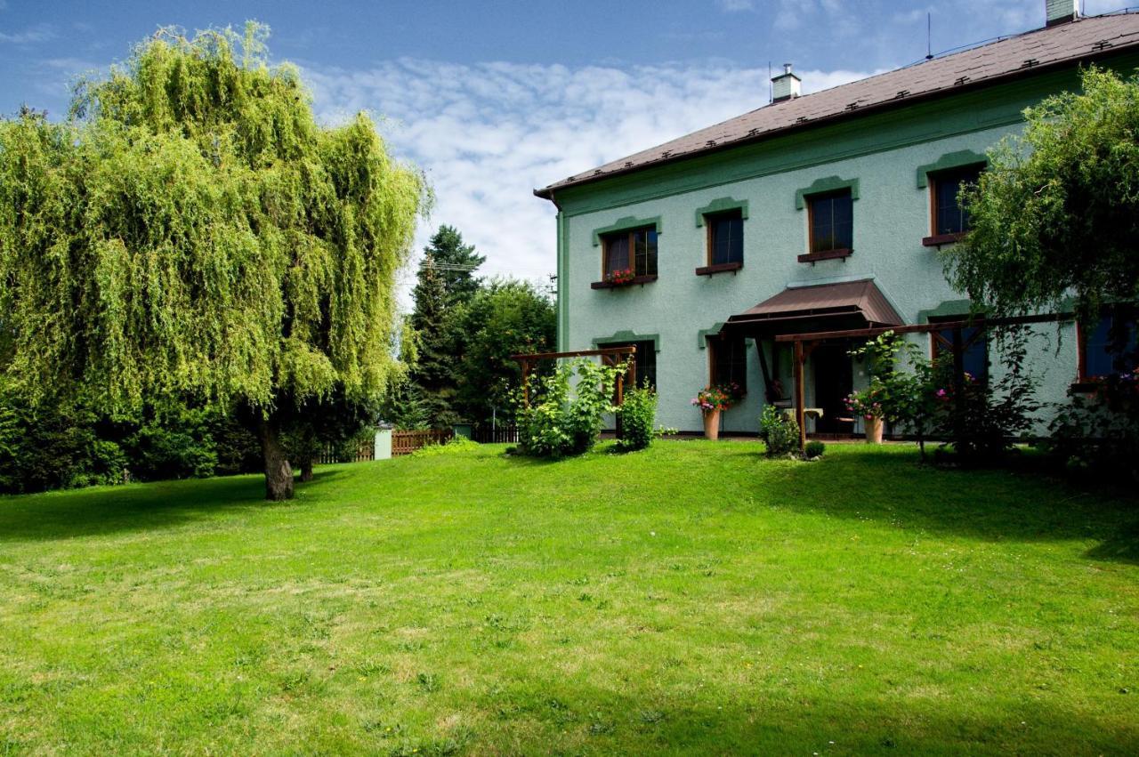Penzion Eva Bohumin Bagian luar foto